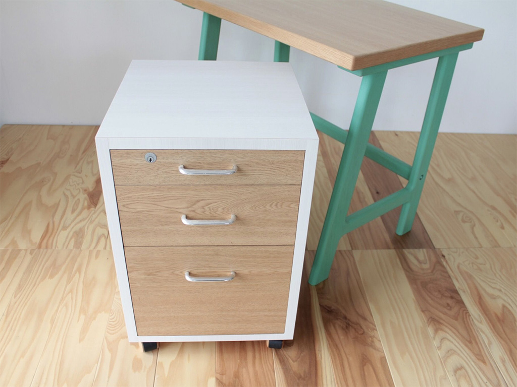 大きな学習机をリメイク＆サイズダウン！デスク＆インワゴンに変身！のイメージ