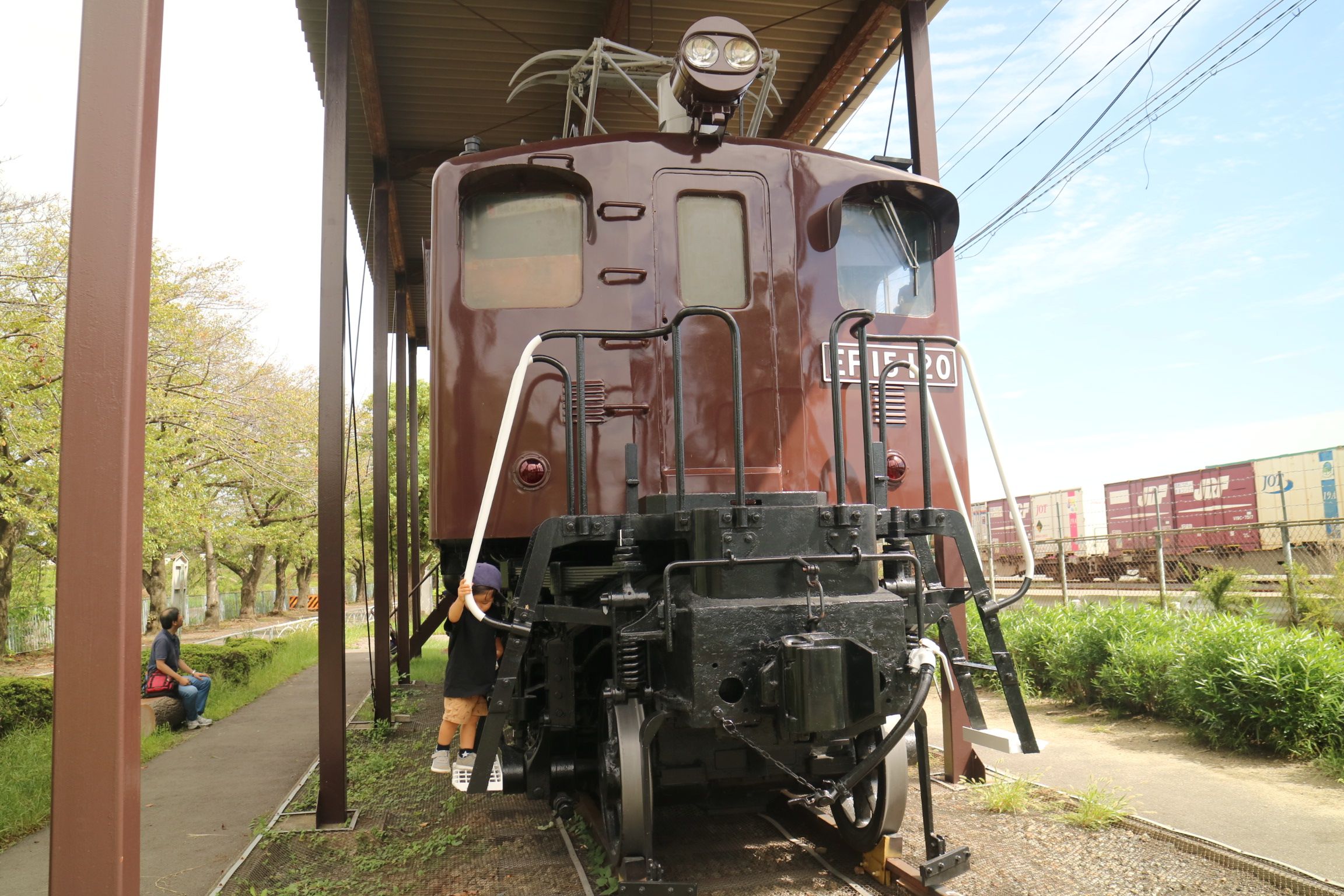 新幹線公園内の電気機関車