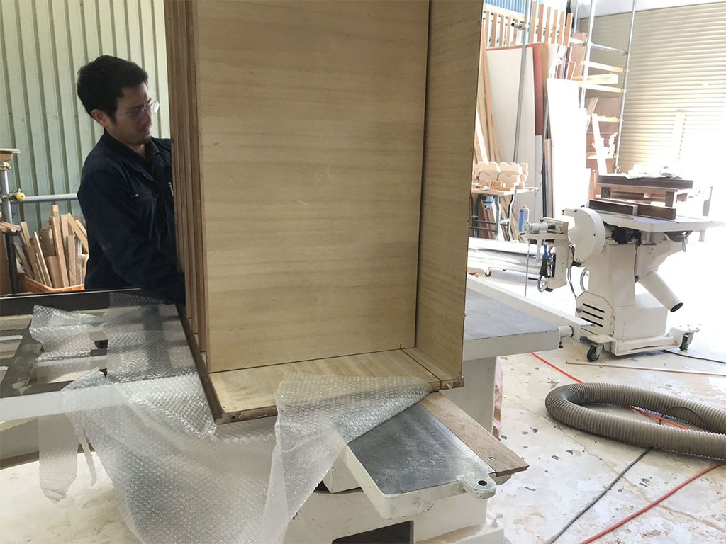 工房でのリメイク作業