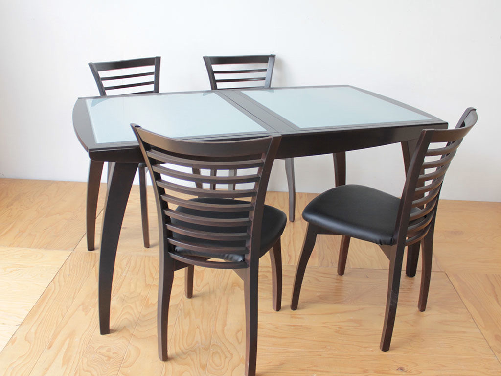 再塗装したダイニングセット