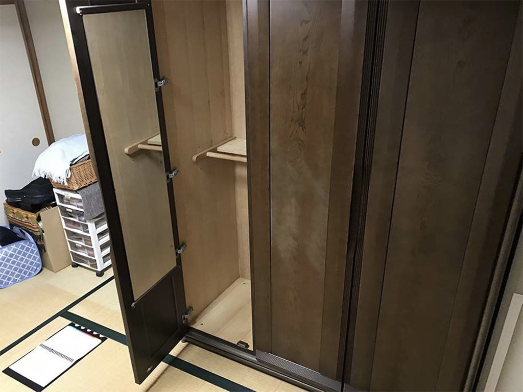 テレビボードにリメイクする前の洋服タンス