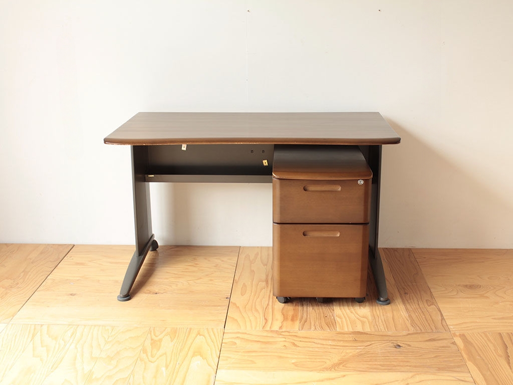 リメイクのご相談をいただいたデスク＆インワゴン