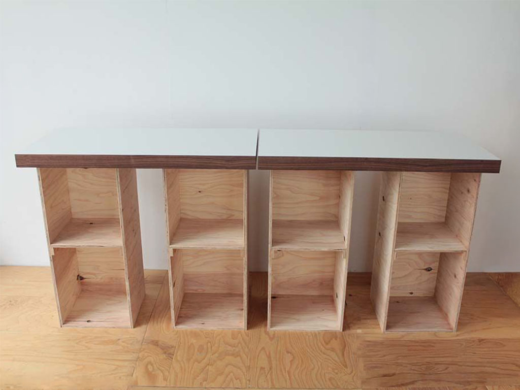 アクセサリー展示用の什器