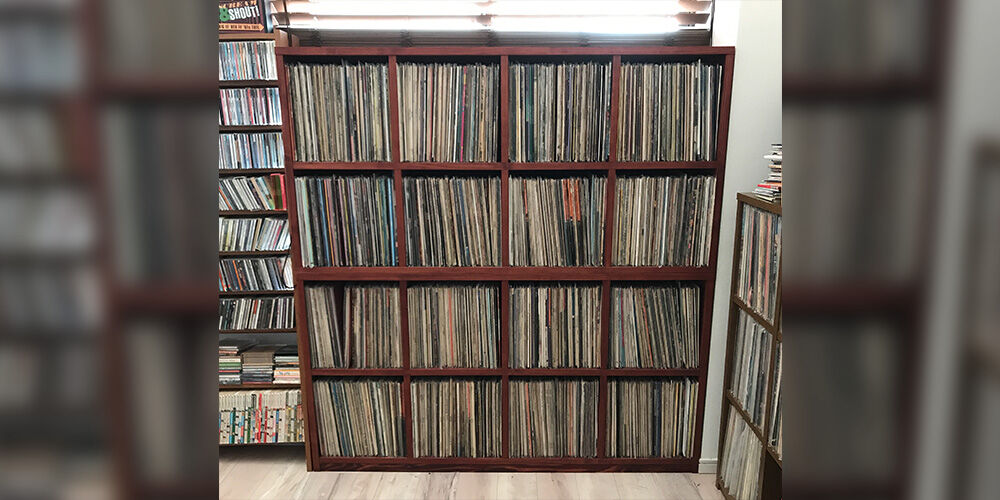 M0084:レコード1400枚収納可能な2ユニットのレコードラックのイメージ