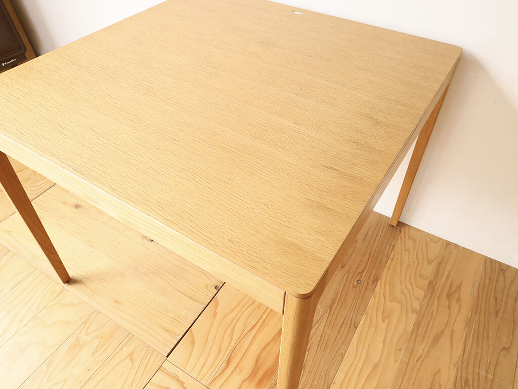 ローテーブルにするなら天板を楕円形にしたいとご希望いただいたテーブルのリメイク