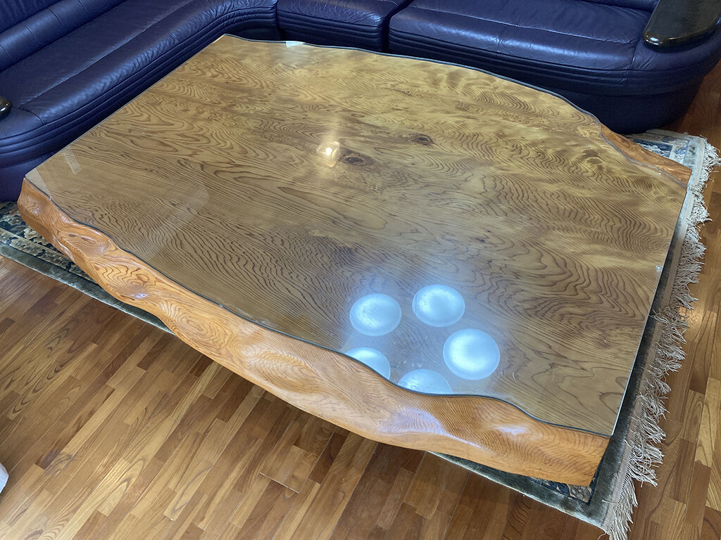 リサイズのご相談をいただいた無垢一枚板の立派なテーブル
