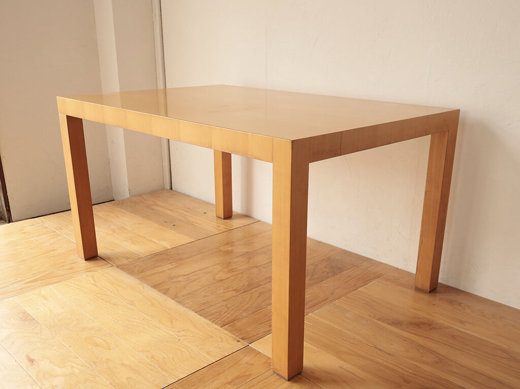 元の雰囲気そのままにリサイズ＆脚を分解式にしたダイニングテーブル