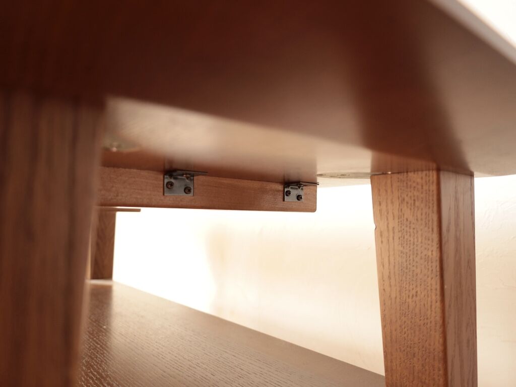 ローテーブルの天板裏