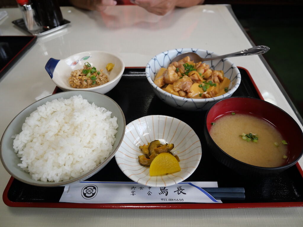肉豆腐と納豆の定食