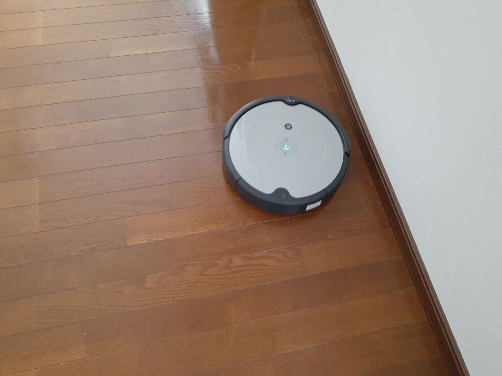 みずの宅で活躍するお掃除ロボット