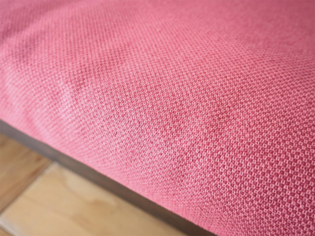 新しく製作したソファのクッション