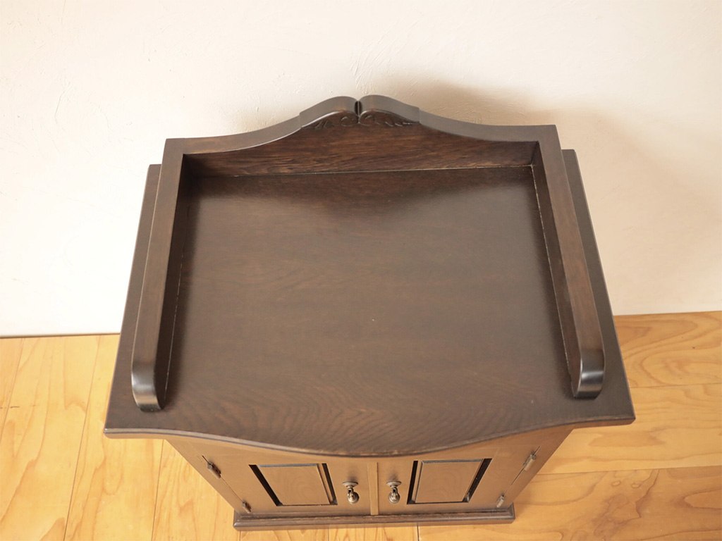 電話台を再塗装