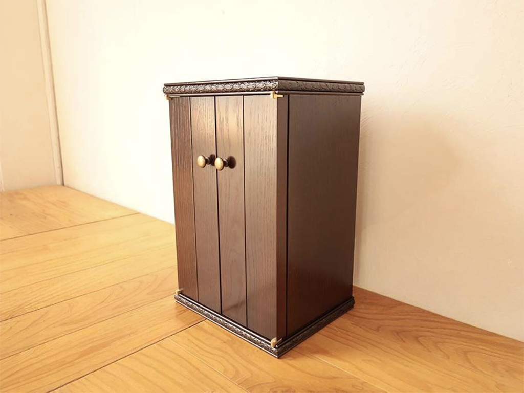 洋服タンスからリメイクして作ったお仏壇