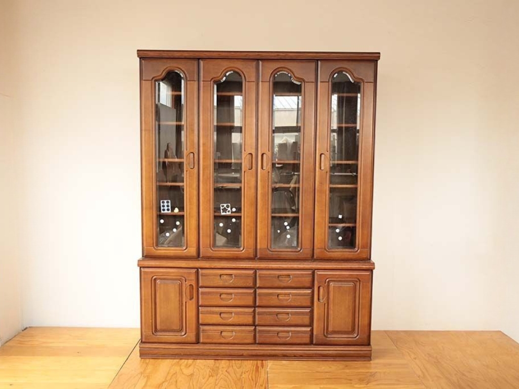 リメイク前の食器棚