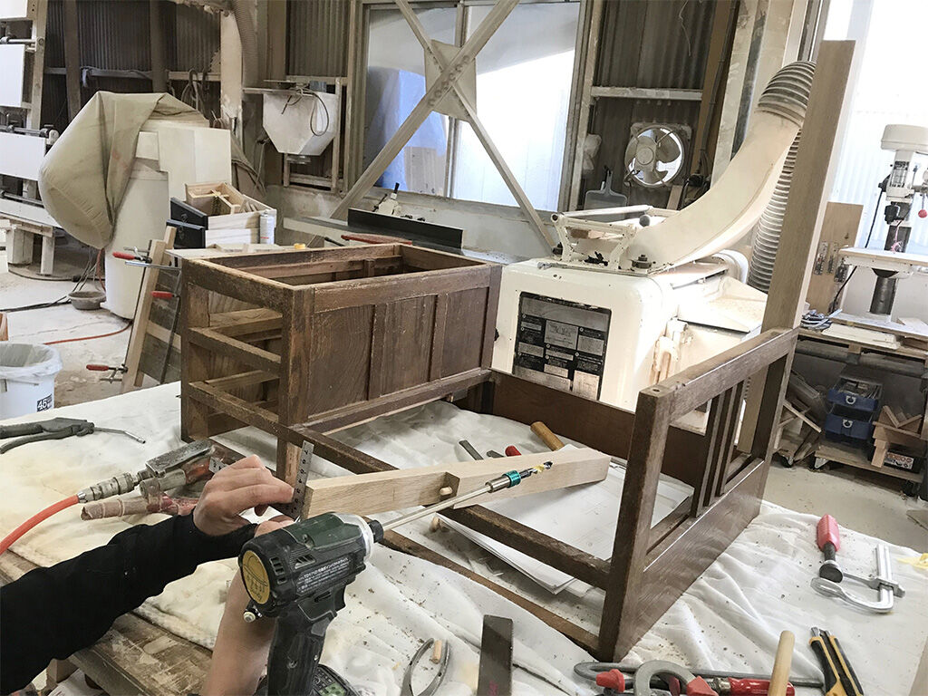 机のリメイク作業