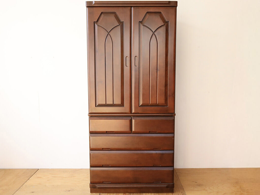 婚礼家具のブレザータンスのリメイク