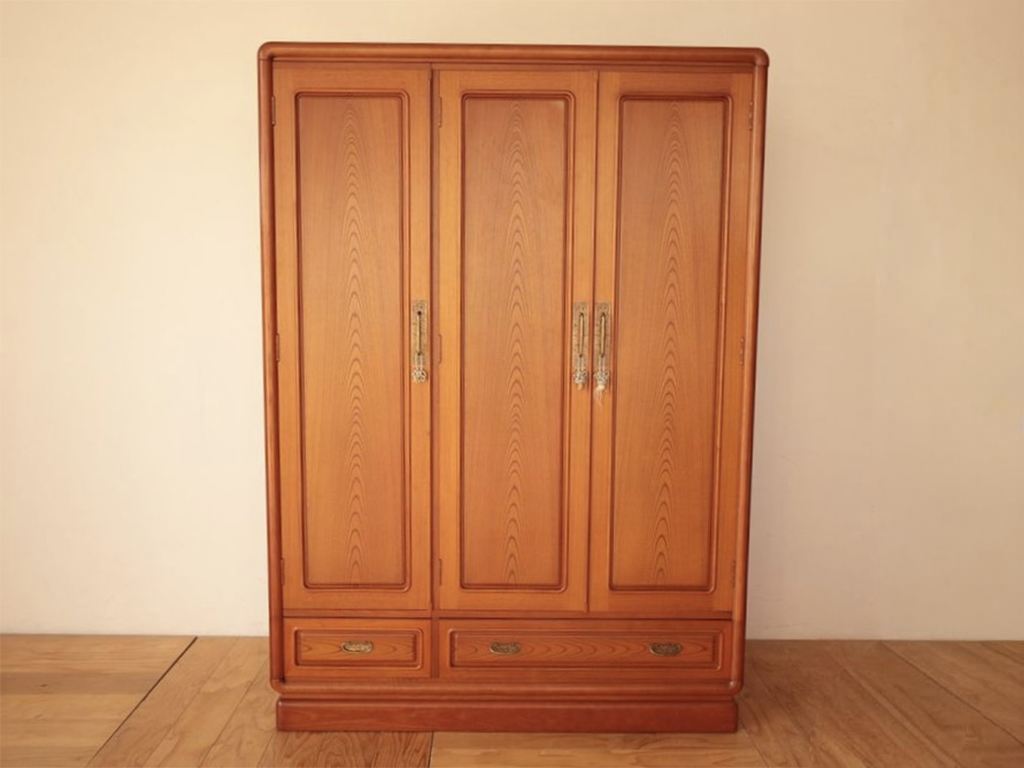思い入れのあるタンスを活かして別の家具へとリメイク