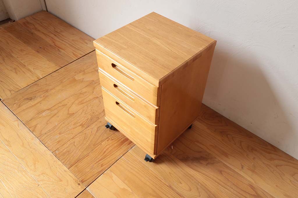 ナチュラルな雰囲気の収納家具