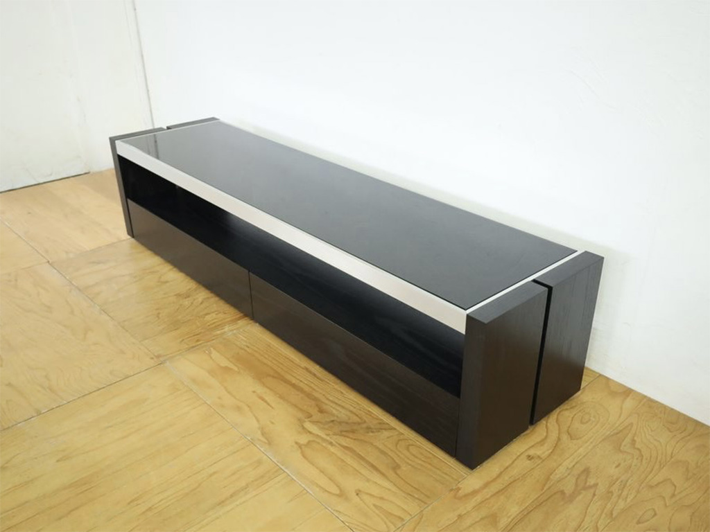 再塗装したテレビボード