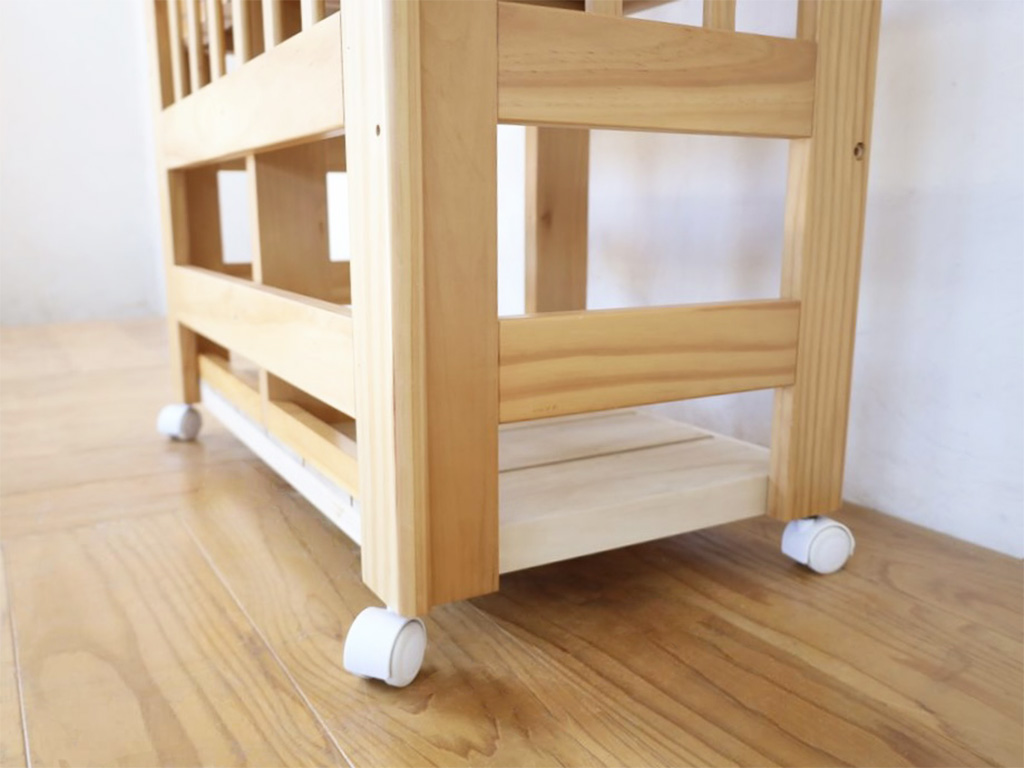 ベビーベッドのキャスター