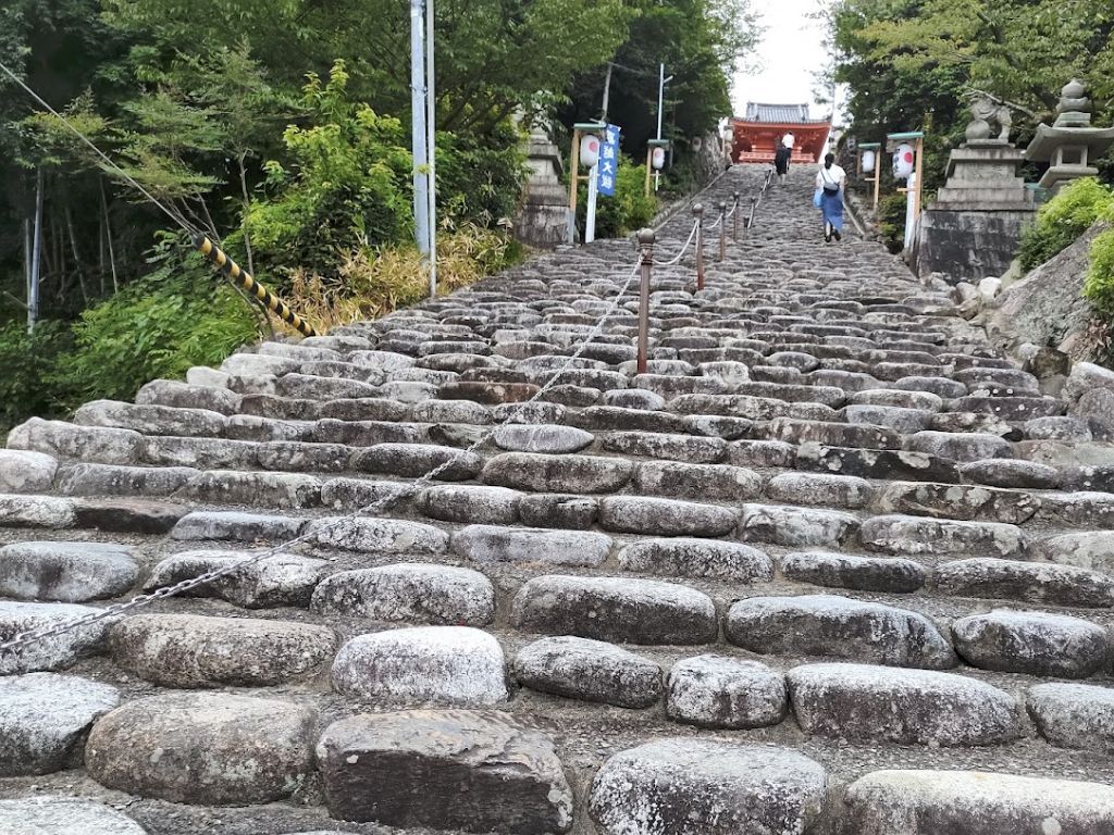 伊佐爾波神社