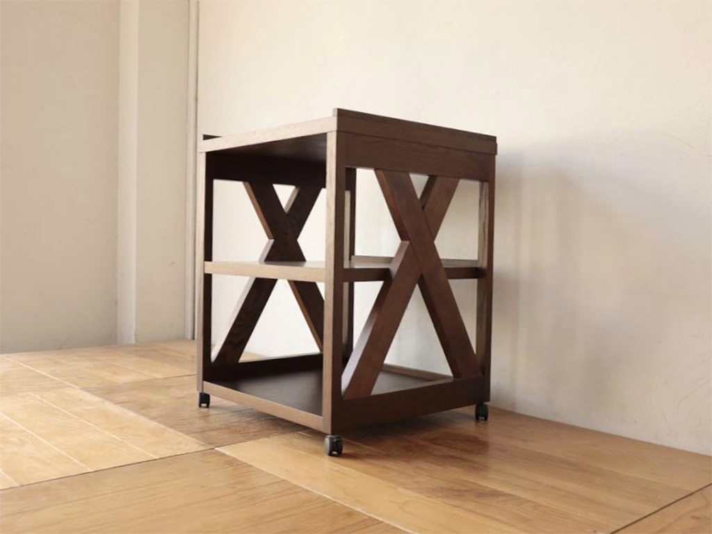 ウニコのダイニングテーブルを活かしておしゃれなワゴンにリメイク♪