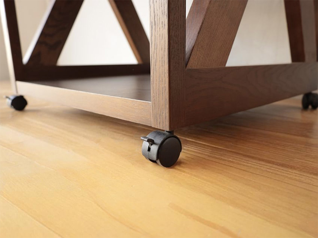 キャスター付き木製ワゴン