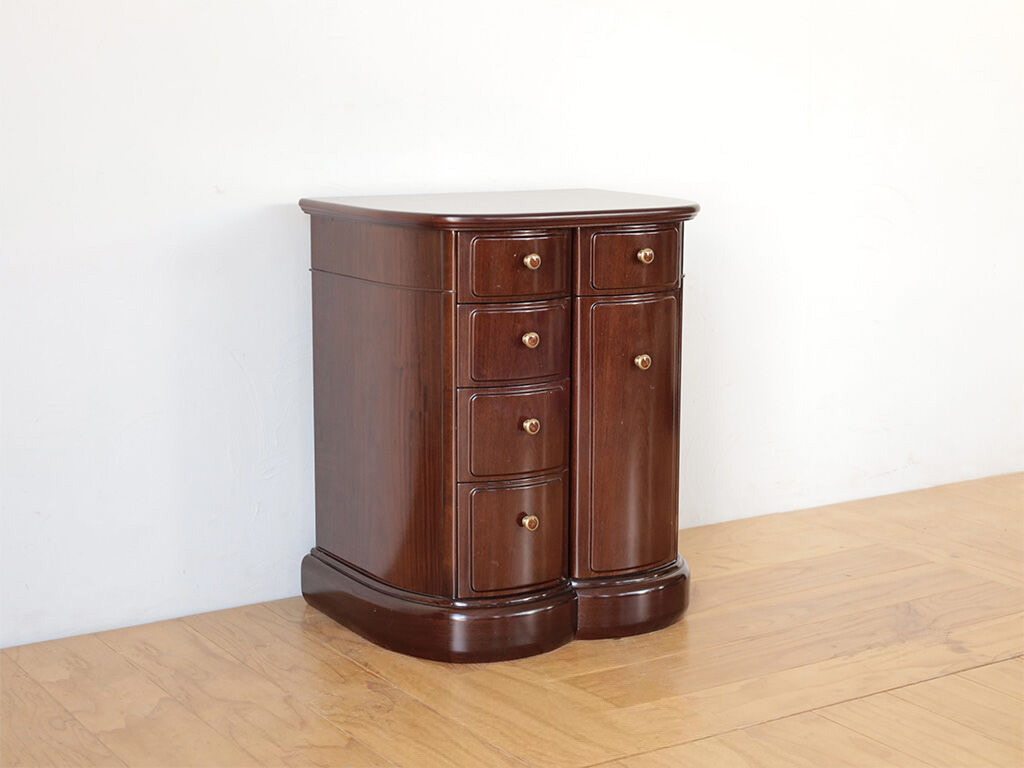 長年悩んだドレッサーリメイク！引き出し部分を活かして収納家具に♪