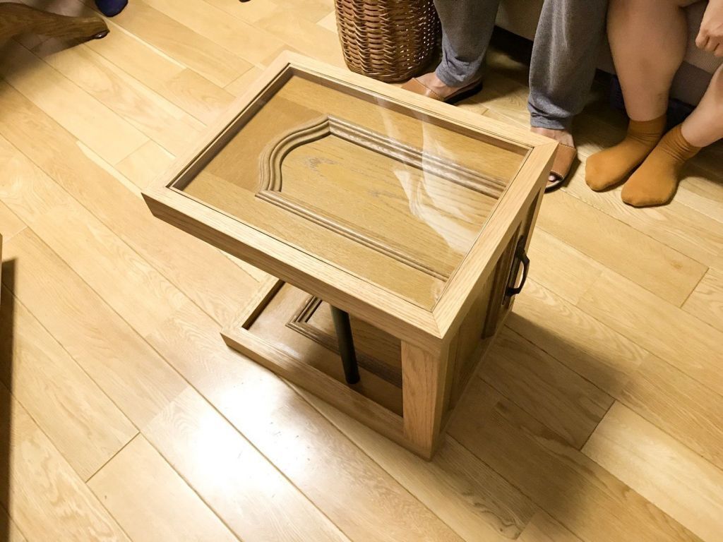 婚礼タンスをコーヒーテーブルにリメイク（ガラス天板）