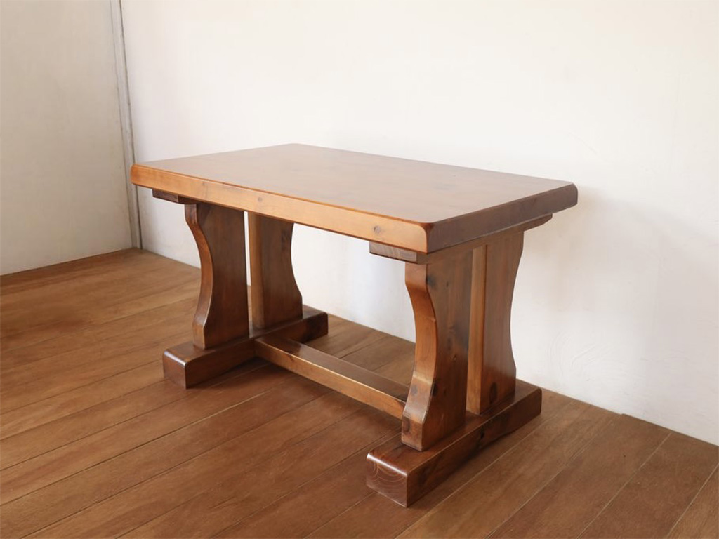 面影を残しながらリサイズしたテーブル