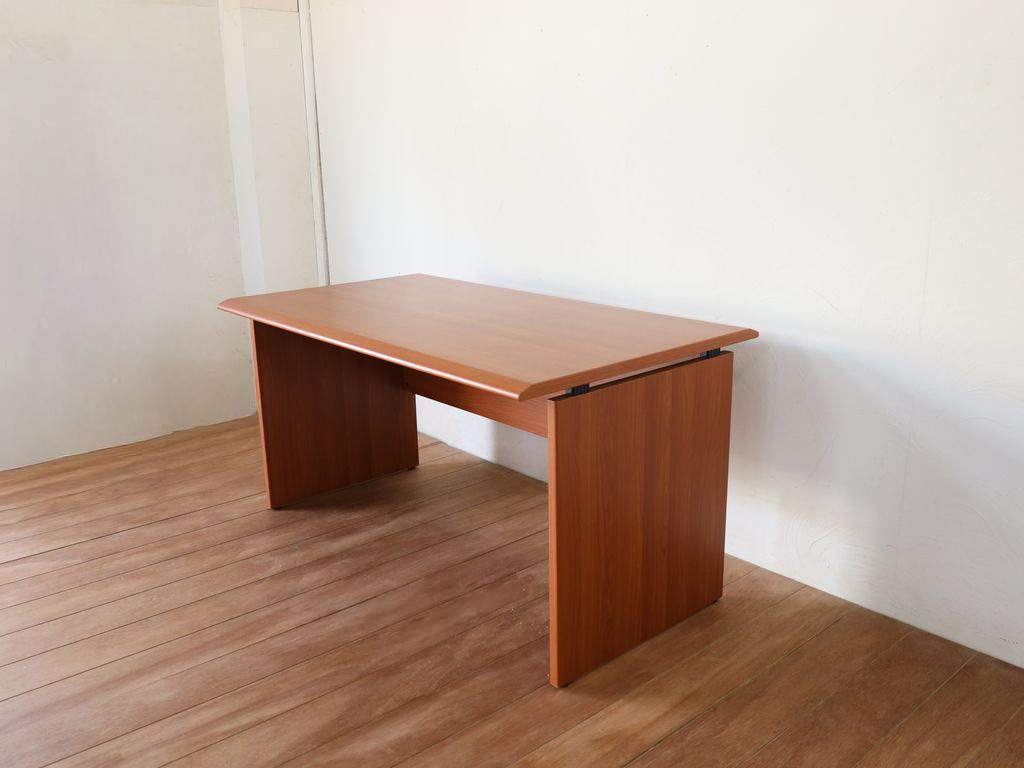 リサイズ前の学習机