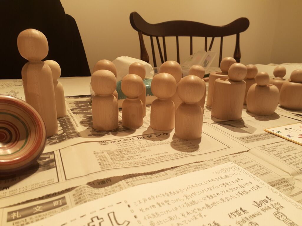 まだ何も書かれていないこけし