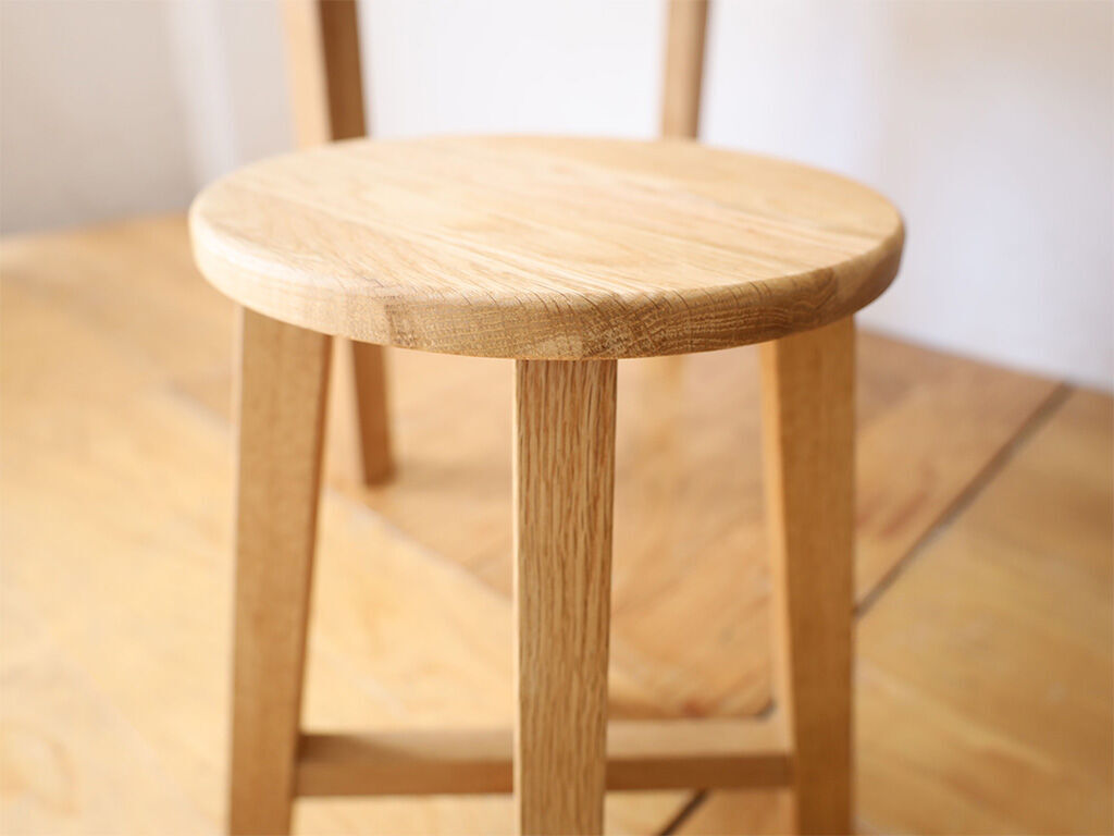 スツールの木製座面