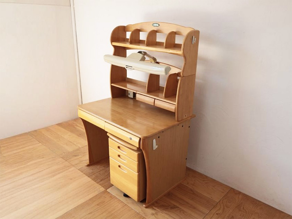長年使った思い出の机