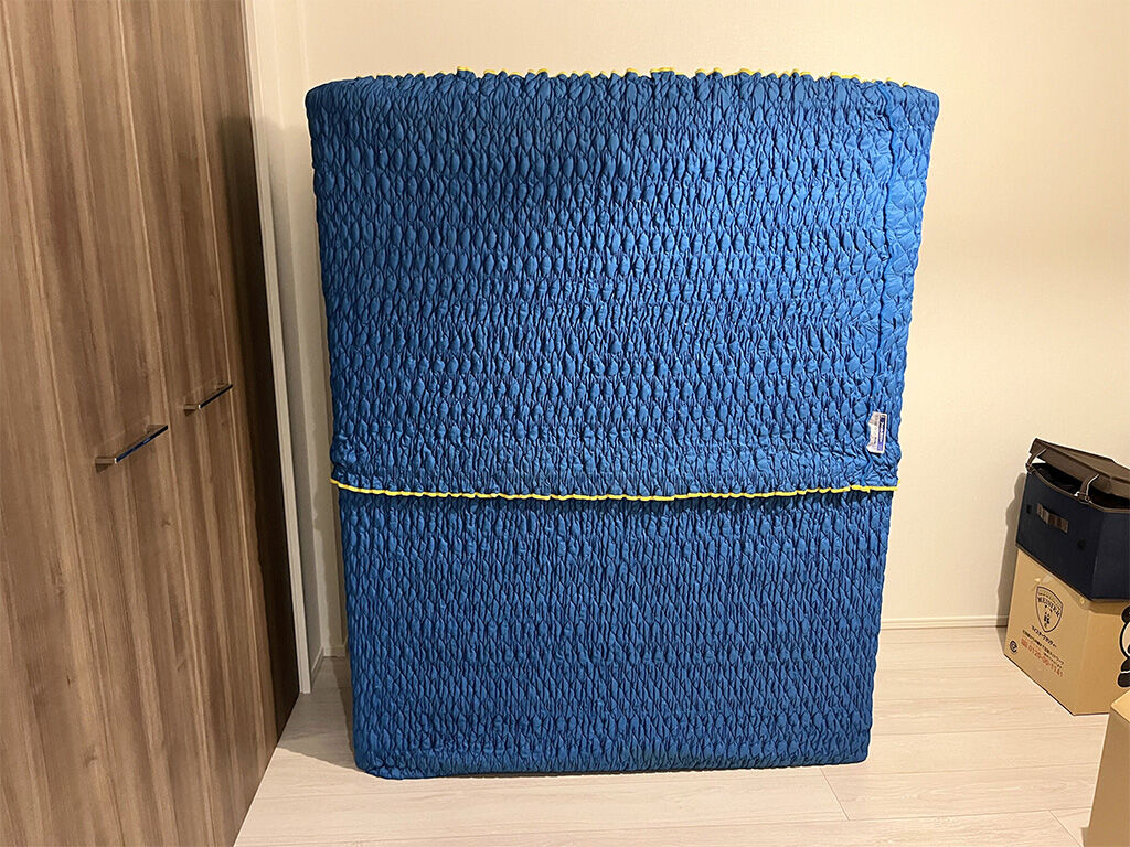 家具を搬入