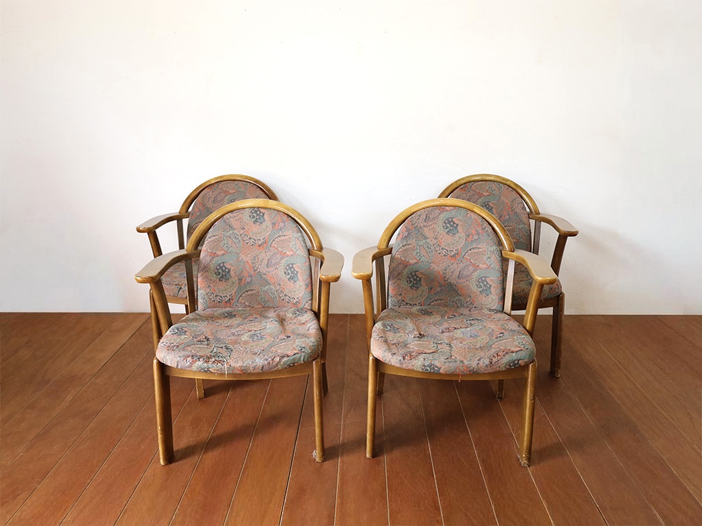 レストアをご希望のダイニングチェア