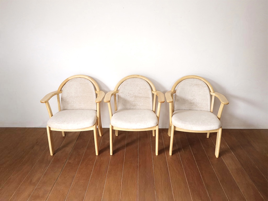 再塗装・張り替えしたダイニングチェア