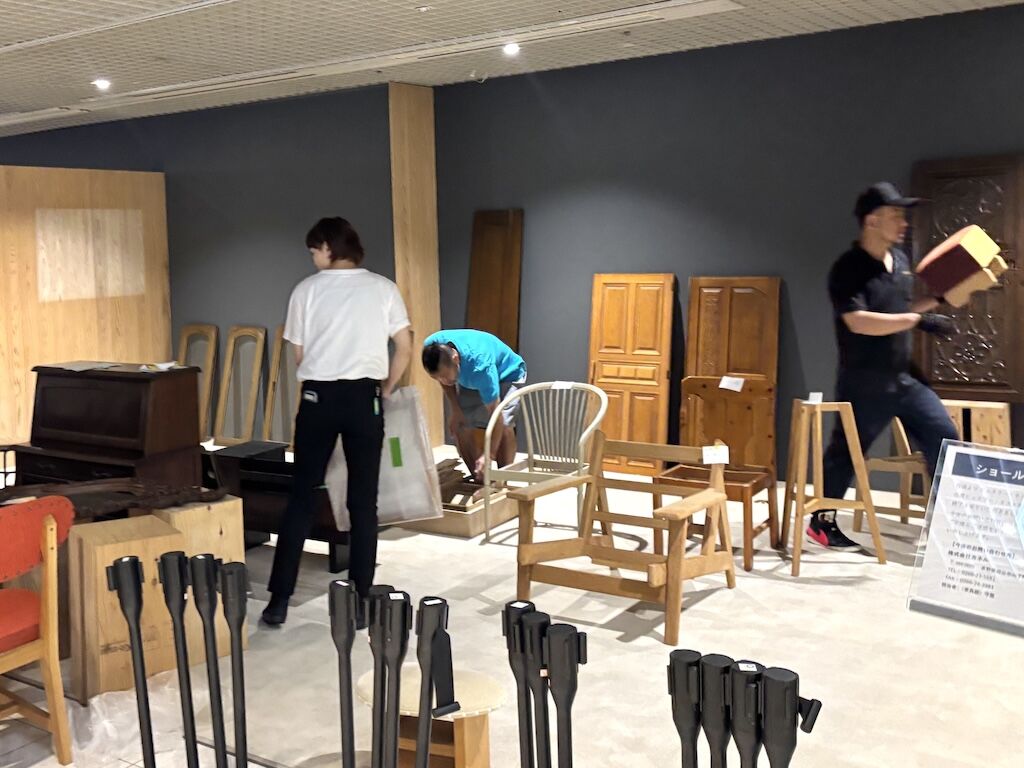 新宿ベースオープンに向け準備中
