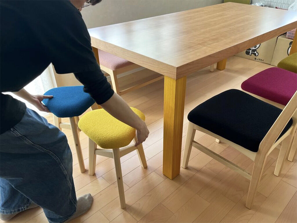 追加のスツール