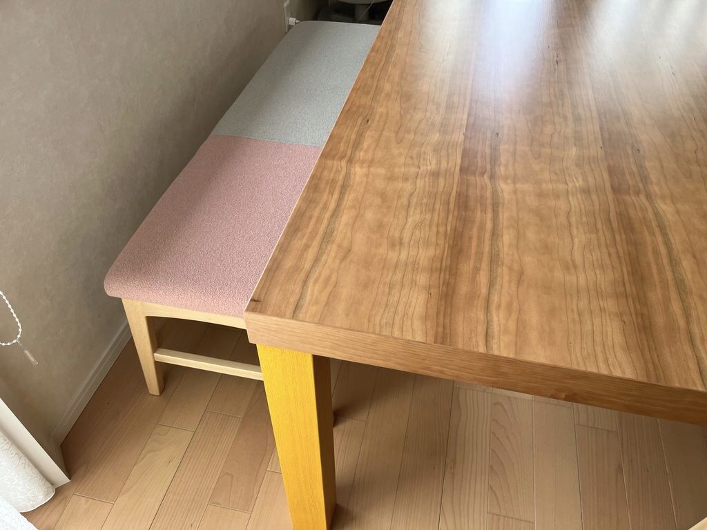 好きな色で作れるダイニングベンチ