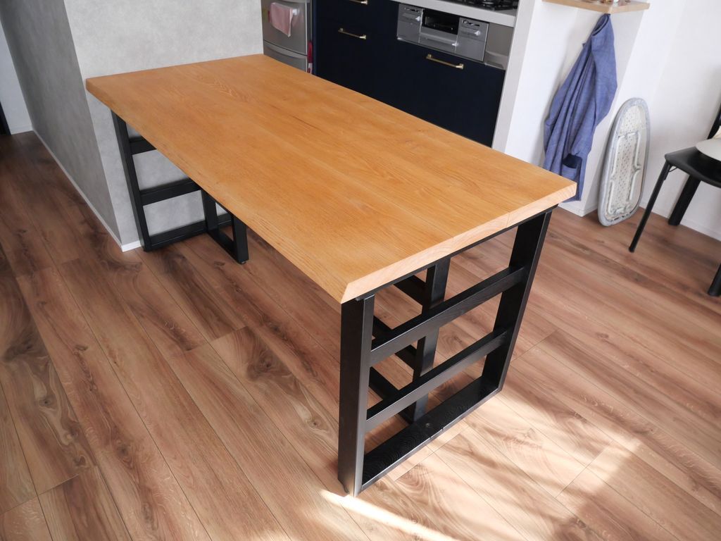 リサイズしたテーブルを納品