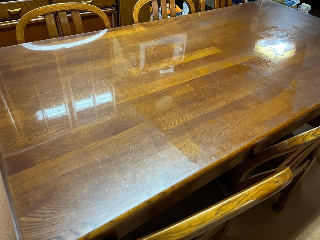 大きさに悩むダイニングテーブル