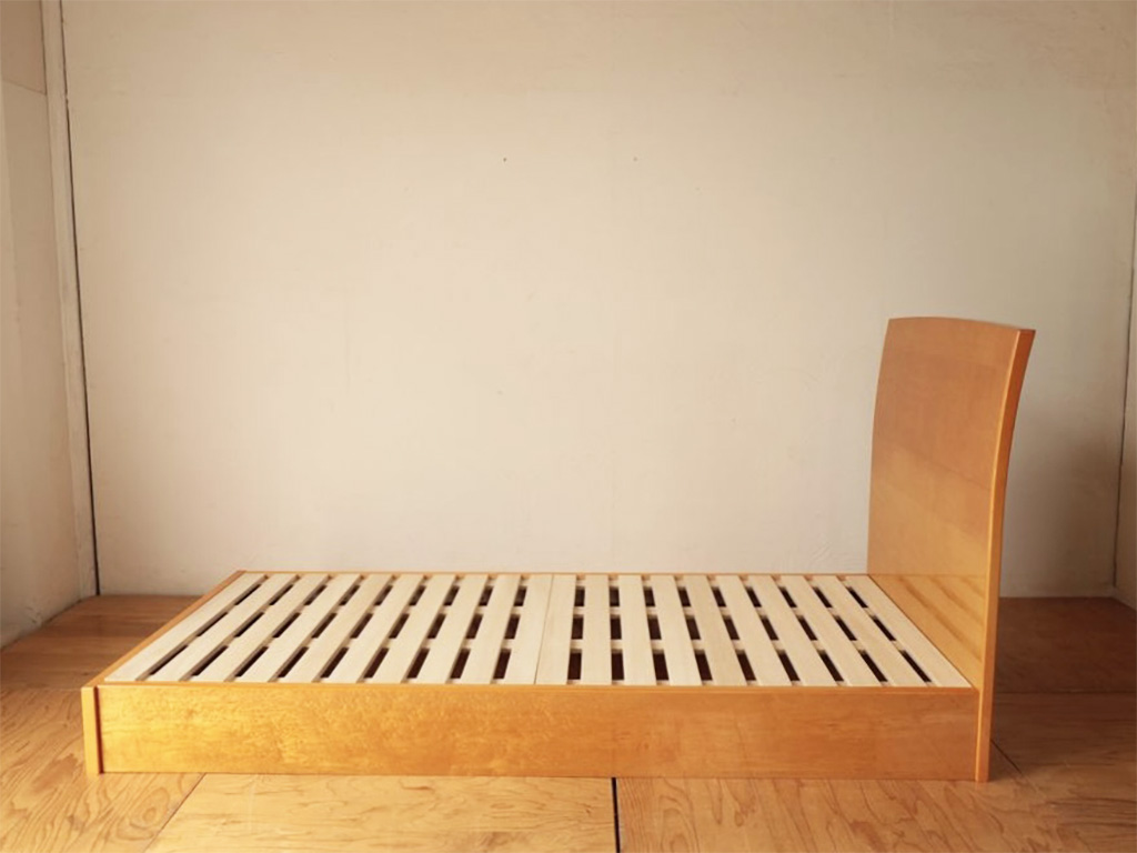 横幅と高さをリサイズしたベッド