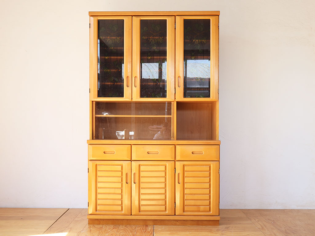リメイク前の食器棚