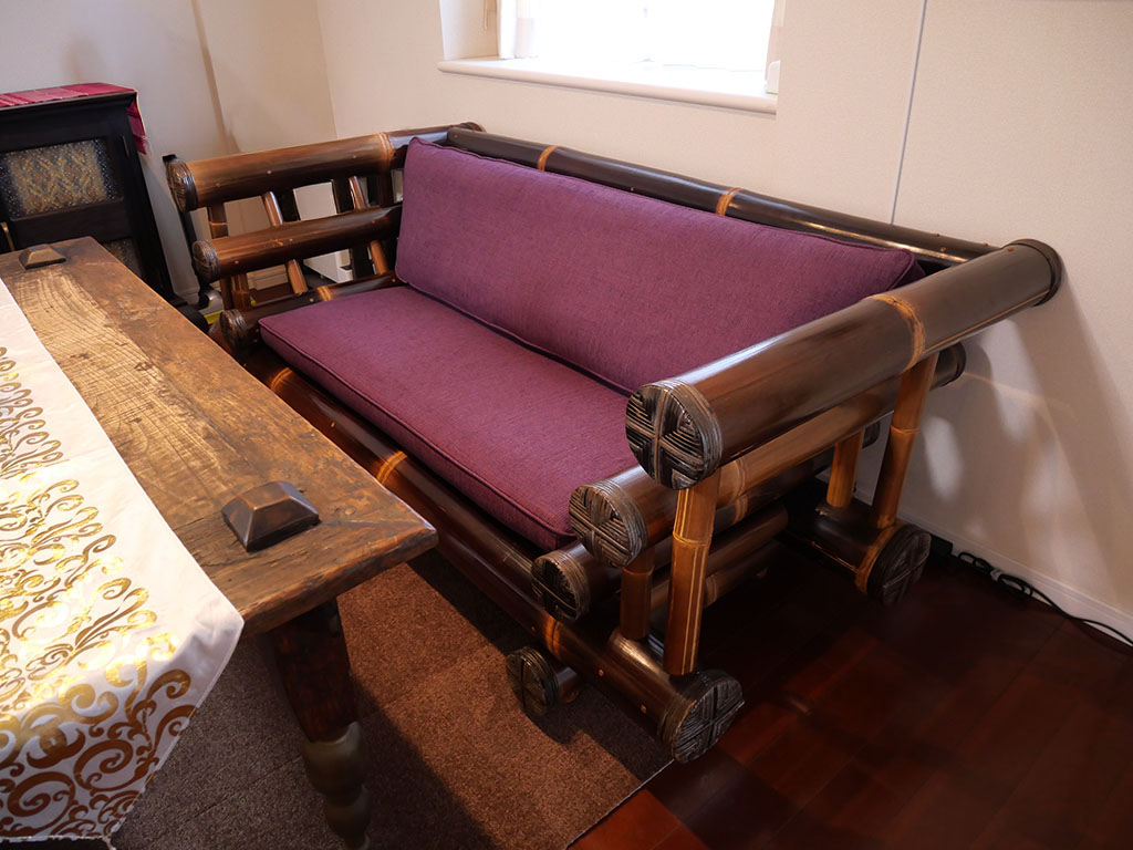 アジアンテイストなソファ