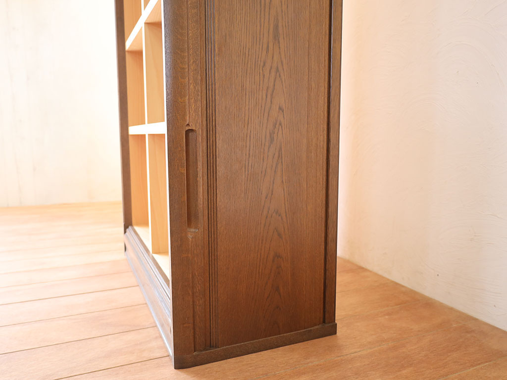 タンスの扉を側板に