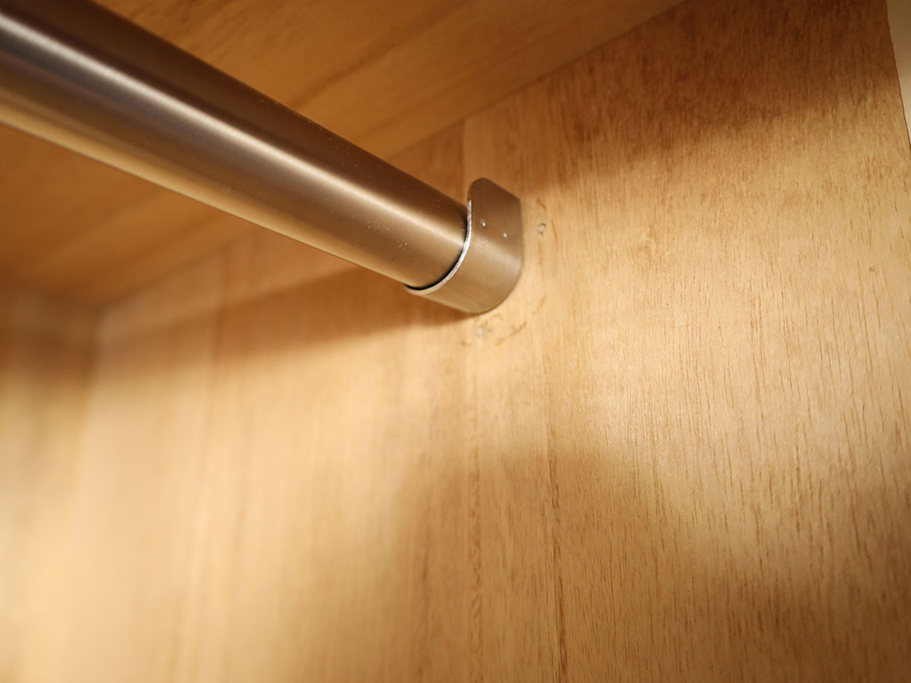 ハンガーポール