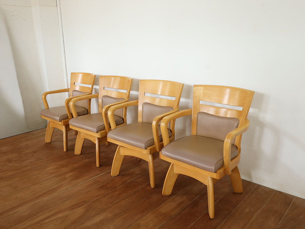 回転椅子の修理