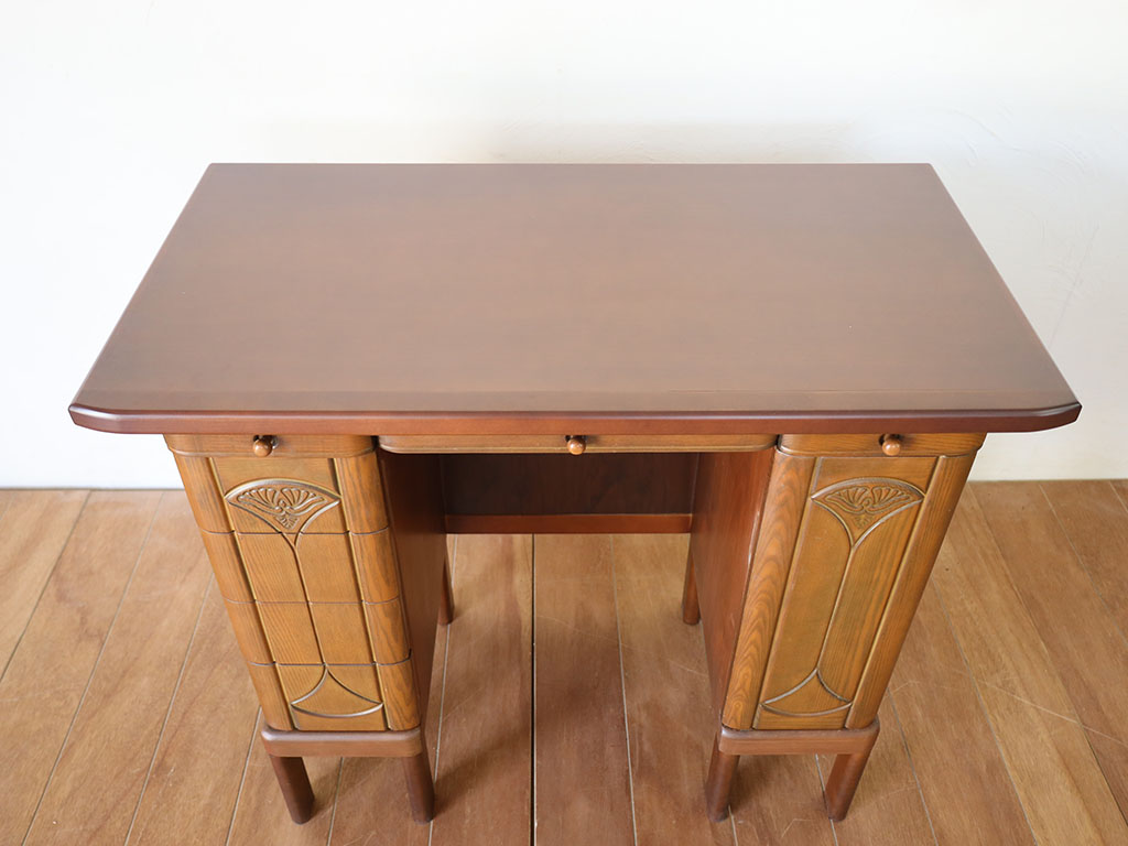 パンを捏ねたり、パソコン作業にも