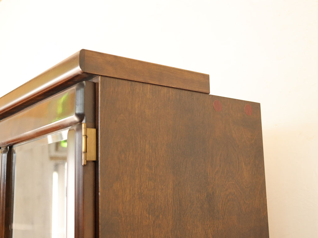 天板を欠き取った